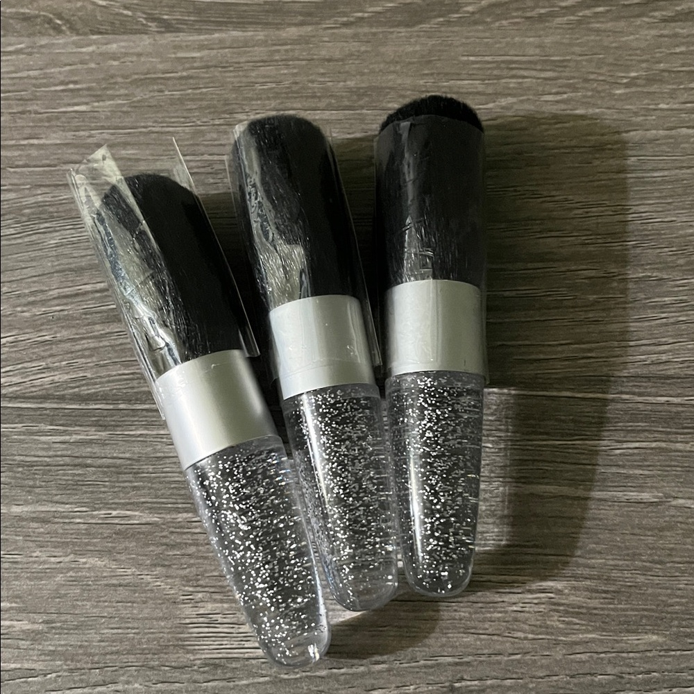 Your Best Friend Makeup Brush NIP 3